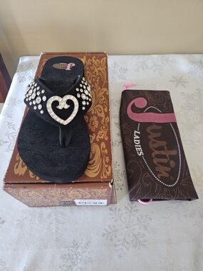 Justin Boots Trinity Rhinestone Heart Thong Platform Sandals Travel SZ 7